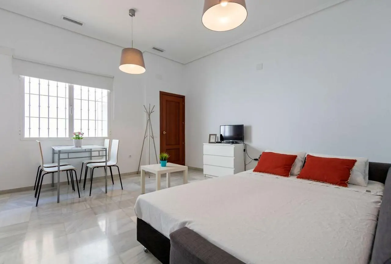 Veronica City Center Oasis Apartment Seville